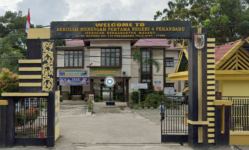 smp negeri terbaik pekanbaru