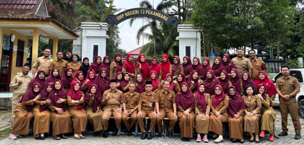 smp negeri terbaik pekanbaru